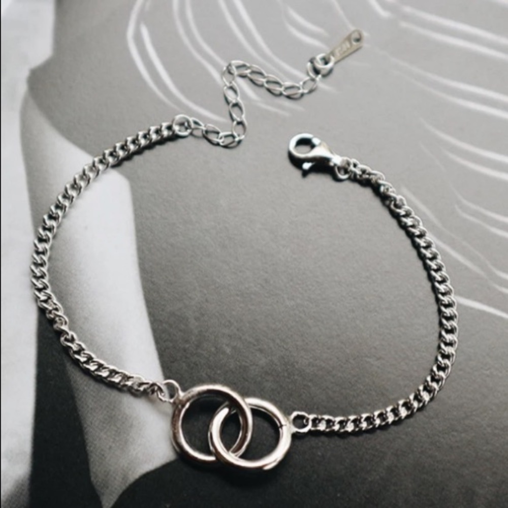 🔗Insta double circles sterling silver bracelet - Picture 3 of 6